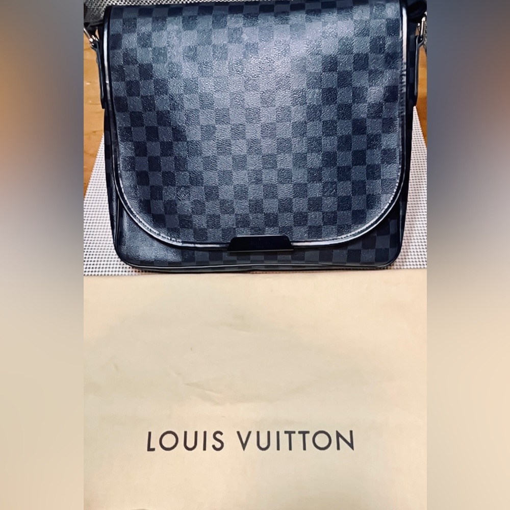 Louis Vuitton messenger bag